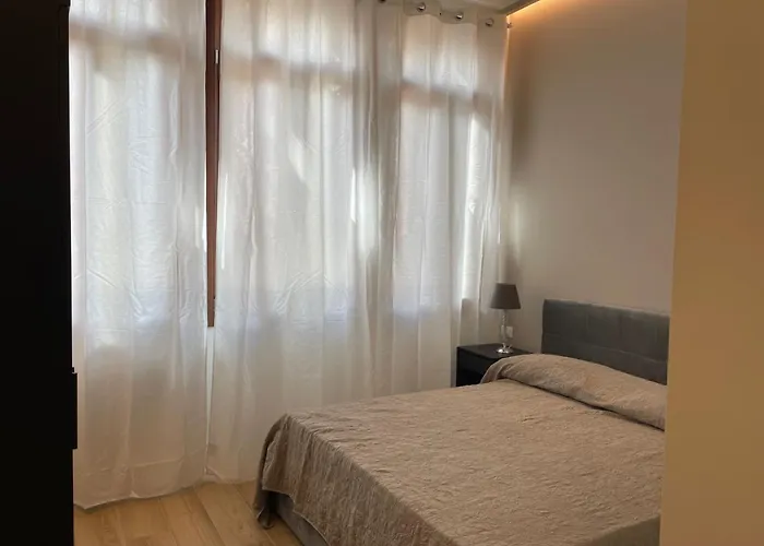 Joy Luxury Barbaria Apartament *